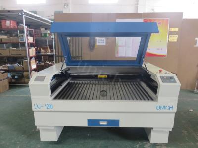 China Acrylic / Cloth / Garment Laser Cutting Machine for sale