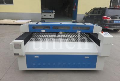 China 1300 * 2500mm laser engraving and cutting machine / plastic fabric cnc co2 laser engraving machine for sale