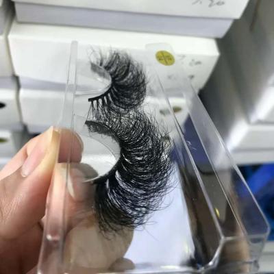 China Real Natural Soft Hot Selling Handmade 15mm 25mm 3D Mink Eyelashes Natural Dramatic Siberian Mink Eyelashes Lashes With Custom Box for sale