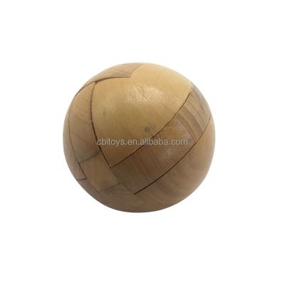 China Educational Toy 7.5cm Diameter 3D Wooden Ball Puzzles Natural Color IQ Test Educational Riddle for sale