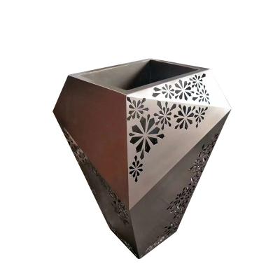 China Newest Design Durable 2023 Stainless Steel Good Quality Outdoor Garden Flower Tall Plant Pot for sale