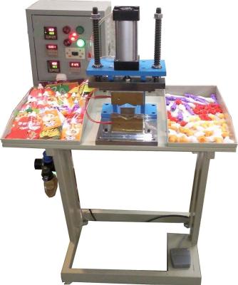 China Food Temperature Control Barometer Sealing Machine Small For Spout With Pouch for sale