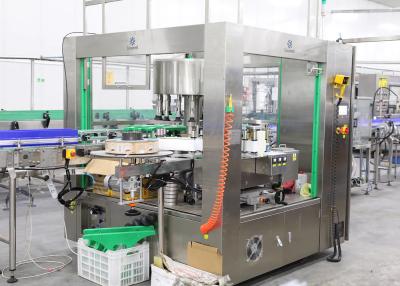 China Roll Fed Hot Melt Glue OPP BOPP Labeling Machine For Water Bottle Carbonated Drink Bottle for sale