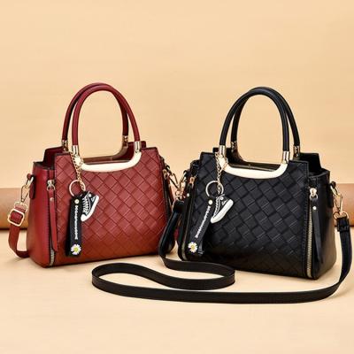 China PORTABLE Custom Wholesale Fashion Hot Sale PU Leather Handbag Women Handbag Ladies Tote Bag Woven Messenger Shoulder Bag for sale