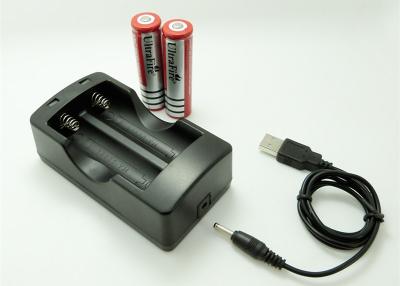 China Input 5 V gab 4,2 v-Ladegerät für 2 x 18650 Li Ionenbatterie mit USB-Kabel aus zu verkaufen