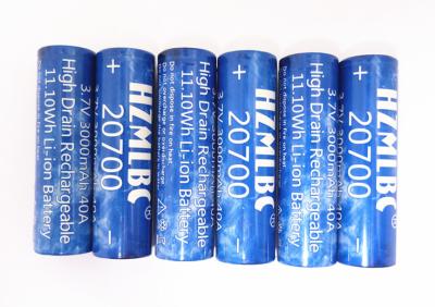 China 4 Schlitze/6 der Schlitz-20700 Kapazitäts-Grad A Akku-des Ladegerät-3000mah zu verkaufen