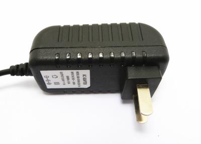 China Adaptador de la pared de la fuente de alimentación del cargador de batería li-ion del estándar 8,4 V del CCC 13.6V 1A en venta