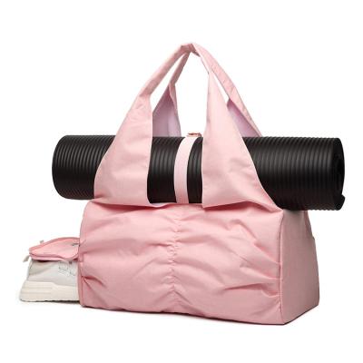 China Durable Custom Logo Large Capacity Yoga Duffle Bag Gym Outdoor Sports Bag For Women Travel Accessories Bag for sale