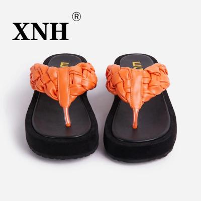 China 2021 Latest Design Fur Casual Sandal Women Beach Style Logo Slipper Slide Soft Rubber Custom Made Flip Flops From Japan for sale