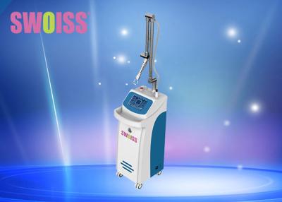 China máquina do rejuvenescimento da pele do laser 40W, máquina médica continuamente de trabalho do laser à venda