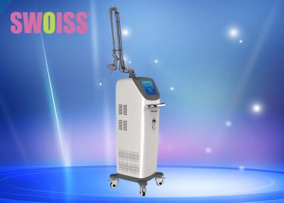 Chine Machine de serrage vaginale de laser de CO2 avec le système de guidage léger de bras de joints de rf 7 à vendre