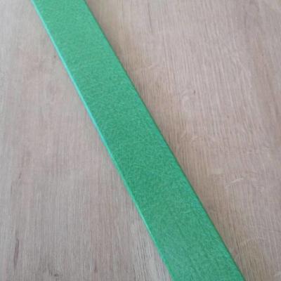 Chine 40x22x5mm C en forme de profilé en U FRP enveloppant avec un voile de polyester lisse incassable à vendre