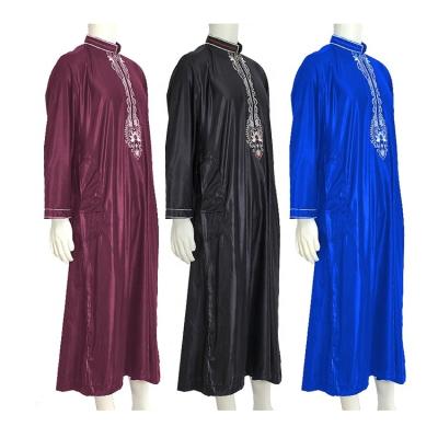 China Daily Leisure Islamic Muslim Embroidered Men's Abaya Robe Dress Clothing Modest Khimar Hijab Abaya Daily Wear Casual Dress for sale