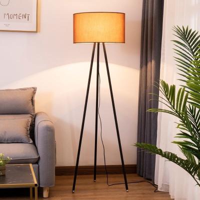 China Residential Living Room Modern Tripod Metal Floor Lamp For Hotel Bedroom Reading Room for sale