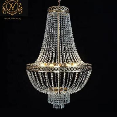 China Nueva decoración de bodas de acero metálico recubrimiento de cristal de perlas cortina de lámpara de candelería evento luz del techo del escenario en venta