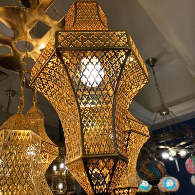 China Unique Moroco Hanging Lights Arabic Handmade Moroccan Iron Pendant Ceiling Suspend Decoration Lamp for sale