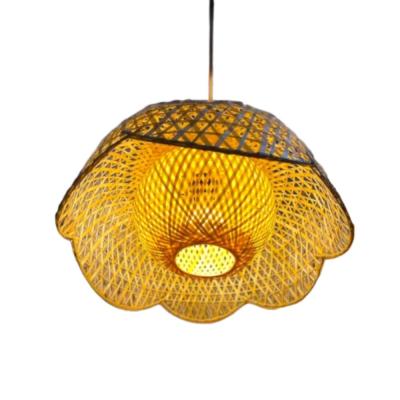 China Rattan Handcraft Designer Home Wicker Lamp Shade Pendant Light For Wedding Decorative Blue à venda