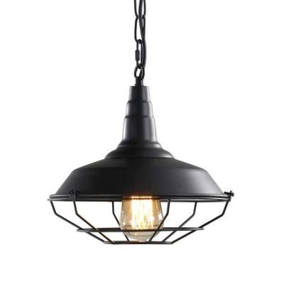 中国 Industrial Hanging Light with Metal Wire Cage Adjustable Chain and 1 E27 Bulb Capacity 販売のため