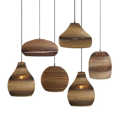 China 750 Hours Lifespan and 50 Ra CRI Modern Loft Designer Recycled Corrugated Cardboard Pendant Lamp for Restaurant Lighting à venda