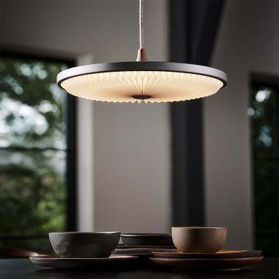 中国 15lm/w Lamp Luminous Efficiency Modern Nordic Long-Line Flying Saucer Pendant Lamp for Study Coffee Shop and Restaurant 販売のため