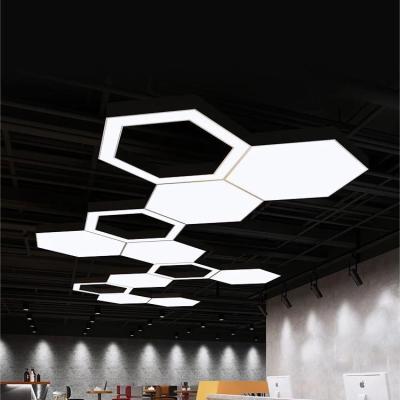 China Modern Design Style Hexagonal Honeycomb Chandeliers for Gym Stadium Cafe Dance Room Office Corridor Leisure Area and Gym zu verkaufen