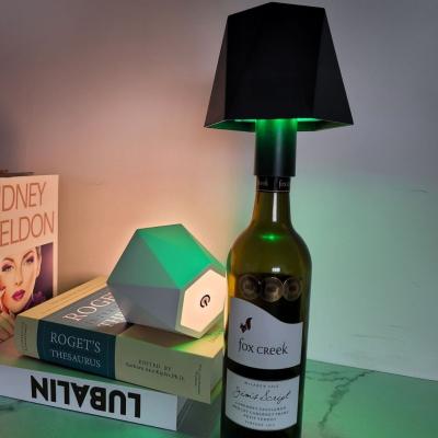 China Color Dimming Up IP20 Waterproof Battery Table Light LED Wine Bottle Cordless Touch Control Lamp for Lighting Solutions à venda