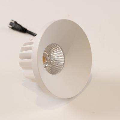 Chine Wattage 10w SMD Led Chip IP54 Spot Lamp Cutsize 80-85mm Adjustable Recessed Light for Home LED Classic à vendre