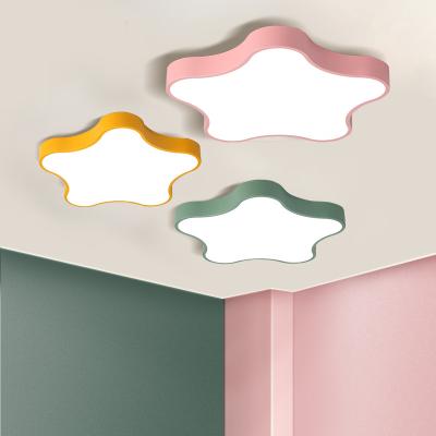 China Remote Control Star Children's Room LED Ceiling Light with Colorful Macaron Star Design and AC 220V Input Voltage à venda