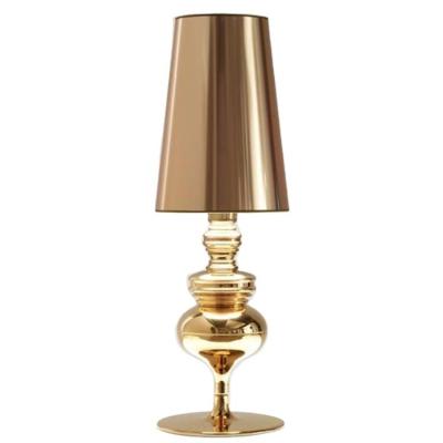 China 20000 Hours Working Time Gold Metal Cordless Table Lamp for Home Decoration Hotel Living Room Bedroom Classical Design for sale