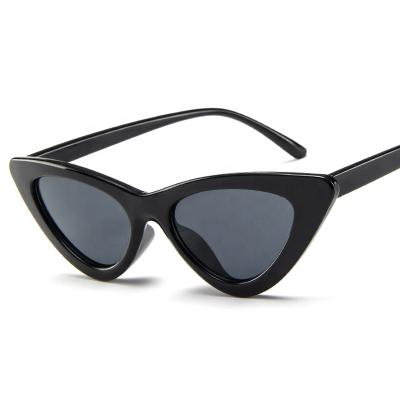 China Large Vintage Cat Eye Small Black Women's Metal Women's Eye Cat Sunglasses for sale