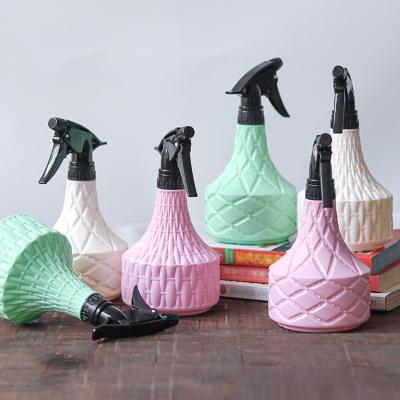 China Newest Minimalist Selling Cheap Durable Practical Multi Color Watering Can PE Spray Bottles for sale