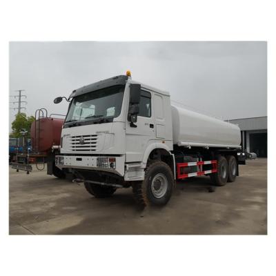 China Stainless / High Quality Carbon Steel SINOTRUK HOWO 6x6 24000L Water Tank Truck for sale