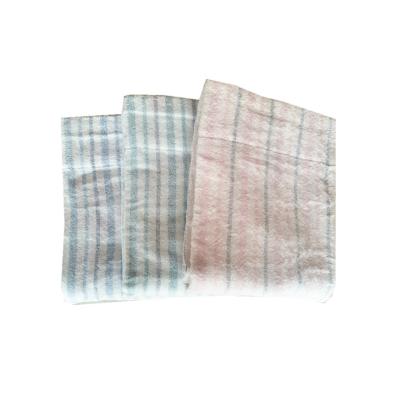 中国 Cotton Material Soft Throw Blanket Candy Stripes Tassel Fringe 販売のため