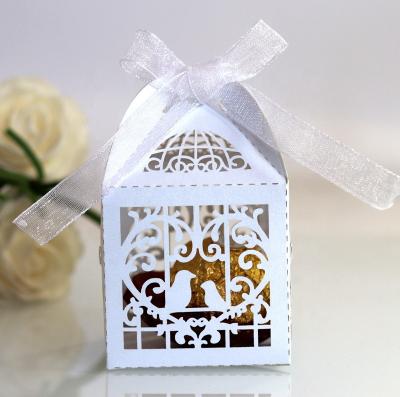 China Diy Decoration Love Birds White Paper Gifts Wedding Candy Boxes Wedding Favor Boxes for sale