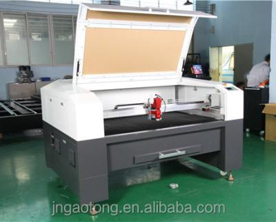 China Laser CUTTING China Jinan Portable Laser Metal Cutting Machine / 3d Laser Engraving Machine1390 for sale