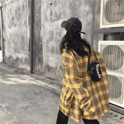 China 2022 New Vintage Plaid Long Sleeve Anti-Shrink Shirt Women's Loose Middle Length Spring Shirt for sale