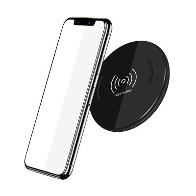 China 15W Mobile Phone Radio Base Anti-skid Mirror Charger Portable Round Wireless Charging Aluminum Alloy QI Fast Wireless Charger Protection for sale