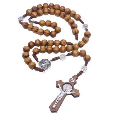 China Religious Handmade Wooden Bead Rosary Necklace Saint Benedict Medal Jesus Cross Religious Jewelry Christmas Gifts for sale