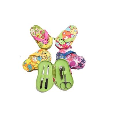 China Promotional Branded Gift Small Shoe Shaped Nail Manicure Kit For Girls Kids for sale