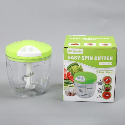 China Viable Mini Meat Garlic Manual Food Processor Garlic Cutter Vegetable Fruit Twist Shredder for sale