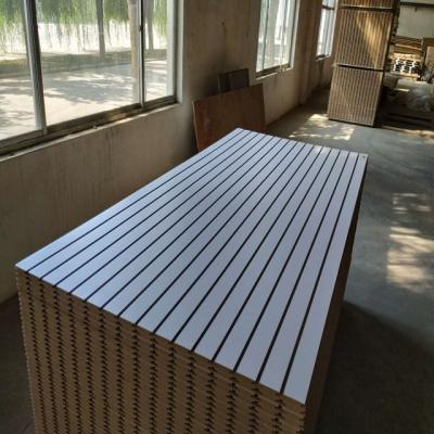 China 2021 slat wall panel / moisture proof slatwall MDF / melamine slotted board panel for sale