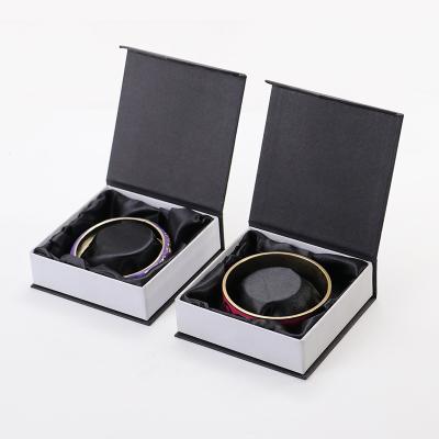 China Jewelry Gifts Packaging Luxury Cardboard Flip-Open Jewelry Box , Top Open Jewelry Boxes With Custom Logo Printing for sale