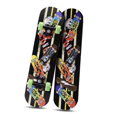 China China Supplier Youth Mini Kids Skateboard Surfing Anti Skid Skateboard Golden Custom With PVC Wheels for sale