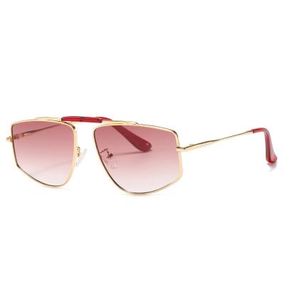 China European new fashion sunglasses personalized sunglasses 2A198 and female star border sunglasses of American retro punk sunglasses for sale