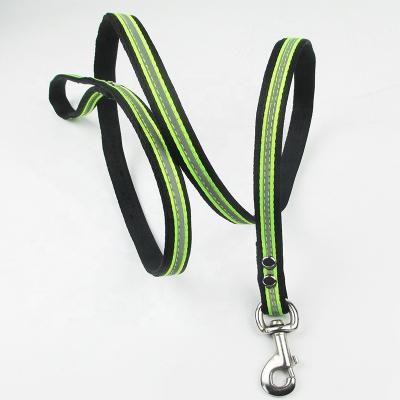 China High Quality Reflective Comfortable Pet Leash Grip Rope Traction Dog Walking Leash For Dogs for sale