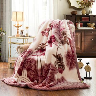 China Anti-Static Wholesale Super Soft Raschel Blanket Floral Quilt Blanket Winter Mink Blanket for Bedroom Living Room for sale