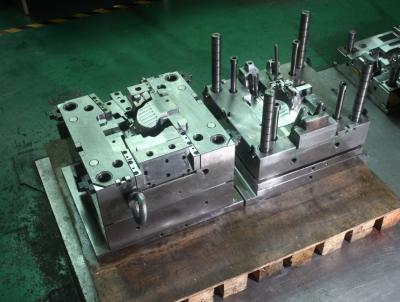 China OEM Single Cavity Hot Runner Injection Molding For Export for sale