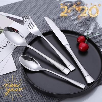 China Sustainable Stainless Steel Flatware Set 24 Pcs Cutlery Set With Wooden Box for sale