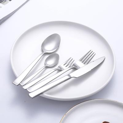 China Viable Modern Style 20pcs Wedding Flatware Spoon Fork Set Mirror Polish Full Silver Stainless Steel Flatware Set With Custom Logo for sale