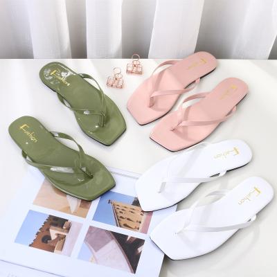 China Fashion Women's Flip Flops Slippers Fashion Women's Flat Flip Flops Slippers Summer Trend Drop Shipping for sale